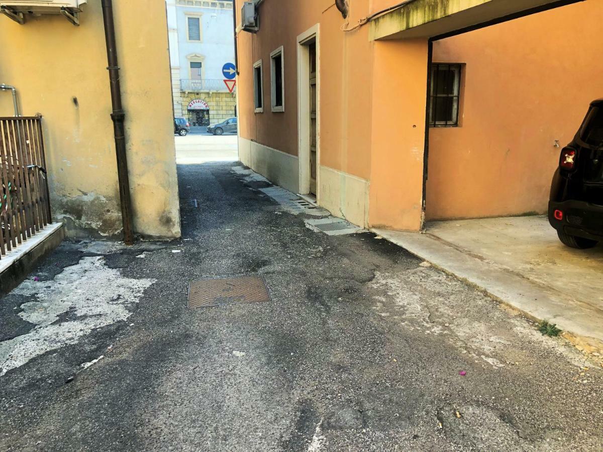 Appartamento Portapalio40 Con Parcheggio Верона Екстер'єр фото